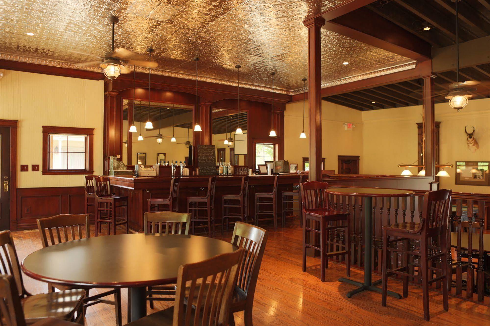 Cedar Creek Hotell New Haven Exteriör bild